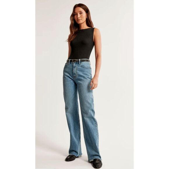 Abercrombie & Fitch 90's Relaxed High Rise Jean 6R Medium Wash - Picture 1 of 4